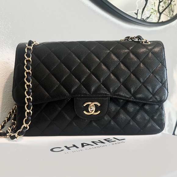 Chanel large classic double flap handbag - Picture 9 of 11